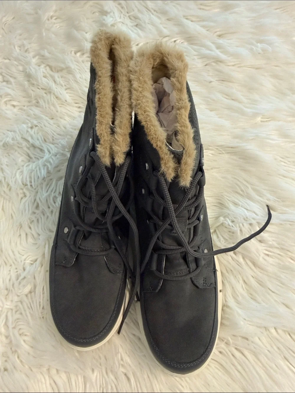 Sorel Charcoal Grey Suede Lace-Up Faux Fur Ankle Boots size 9.5 BNWOT see photos